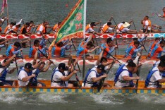 百桨翻碧浪，万众喝端阳——邵阳县金称市镇大端午龙舟传统民俗活动精彩上演