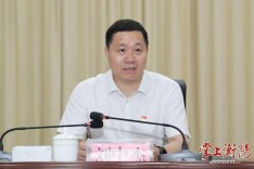 刘中杰赴市审计局讲授“七一”专题党课