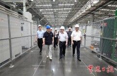 周振宇带队走访调研部分重点企业