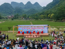 把省级摄影大展搬进千年瑶寨！第八届“乡愁湘韵”湖南省摄影艺术展览启幕
