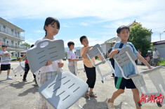 跨越山路送温情！馨心公益走进双峰井字镇南珠学校
