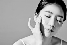 周末·健康丨皮肤爱“闹情绪”，根源到底在哪？