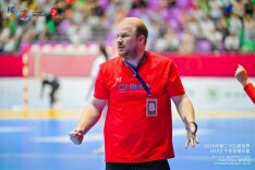中国U20女子手球队主教练：以赛促训加强梯队建设