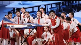 原创现代花鼓戏《和平号》表现亮眼，芦淞这所小学斩获省小梅花金奖