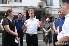 曾超群赴娄星区检查防汛物资和安全生产工作