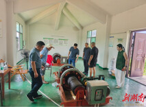 上梅街道全力以赴迎战资水洪峰过境