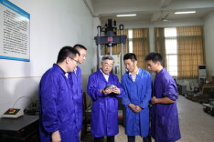 一条公路可以用多久？长沙理工大学团队作答：60年｜2025年度国家科技奖