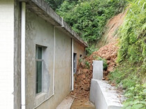 防汛“老江湖”｜常在地质灾害隐患点巡查，他总结出排查“三看”法：看山看水看滑石