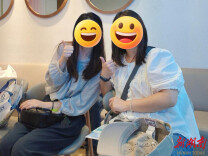 高清视界助育人！岳阳两名教师组团摘镜，全光塑技术适配职业用眼