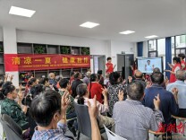 大泽湖街道东马社区：校社党建联动聚合力 青春志愿守护“一老一小”