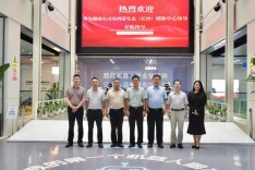 协会·华为·鸿蒙·超能协同 共育人工智能新生态——四方共聚超能机器人大世界 擘画“鸿蒙+机器人”融合发展新蓝图
