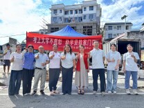 赶集送政策 助学暖人心——凤凰县多部门联动新场镇开展生源地助学贷款集中宣传