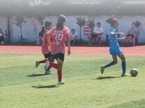 视频|娄底“校超”U12女子组决赛，娄底四小率先拿下一分
