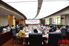 六支部联建送政策进园区 “红色引擎”护航电力企业