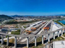 持续用力打造内陆地区改革开放高地——访怀化市委常委、常务副市长尹培国