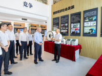 沈晓明到湖南大学调研并主持召开座谈会