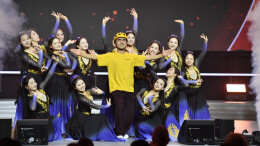 全国首场面向骑手的网络晚会在长沙上演