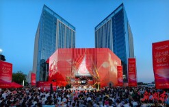 青春当歌电影里！红色经典音乐会唱响韶山