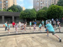 天心区楠竹社区“娃娃跑团”四年晨光：跑出健康与邻里情