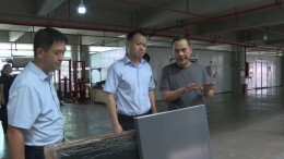 蓝山：曾艺带队走访调研园区重点企业