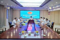 株洲市十六届人大常委会第90次主任会议召开
