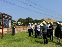 探寻现代农业发展密码 全省农广校校长白箬铺镇现场取经