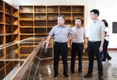 西湖管理区：胡晓明调研文旅体工作