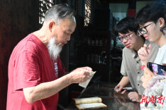 寻访高龄守艺人，赓续古村活文脉