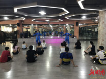 体悟八段锦文化！西班牙“汉语桥”夏令营学子走进湘潭大学