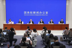 国务院新闻发布会点名表扬湖南东洲岛