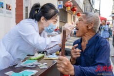 暑假下乡 义诊助农