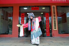 水袖扬起处，梨花落满村——湖南财政经济学院大学生“三下乡”同衿志愿队《梨花颂》献演三联村