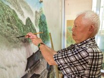 “它抖它的，我画我的”：颤抖五载，东安画家欧阳福旺的松“活”了