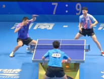 2026全国乒乓球锦标赛：马龙/许昕成功晋级男双四强