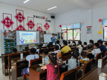 万名师生走进武陵山｜志愿下乡送新知，党群阵地变身育人课堂