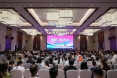2026年世界机器人大会青少年机器人设计与信息素养大赛华中赛区（湖南）在张家界武陵源开幕
