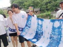 校地共建赋能和美乡村，长沙医学院59名学子走进苗寨