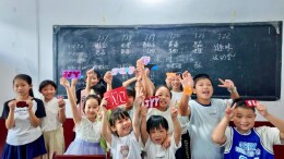 长理学子送美育课堂进茶陵乡村