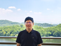 专访|鲁奖得主贺仲明：追求故事性不是坏事