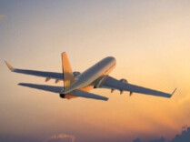 我国航空公司定期航线超1000条