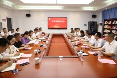 深化校地合作共绘教育蓝图 湘大附校迎来新校长