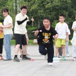 趣味运动强体魄 安全科普护成长  ——溆浦县同心公益联合湖南师大“青衿致远”实践团开展暑期主题活动