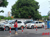 长沙斑马湖社区：快速响应解民忧 整治乱停保畅通