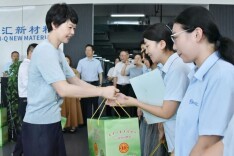 罗琼赴张家界慰问高温作业劳动者