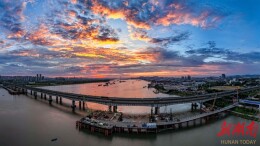 长赣高铁湘江段建设正酣