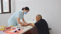 全网牵挂！“炒粉爷爷”体检结果出来了