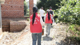 南华大学船山学院实践团走访慰问困难农户