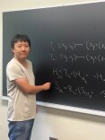 科技日报专访菲尔兹奖得主邓煜：“不能为了拿奖去做研究”