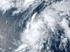 台风“红霞”登陆地点，又变了