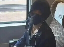 铁路部门回应“艺人李权哲高铁占座”